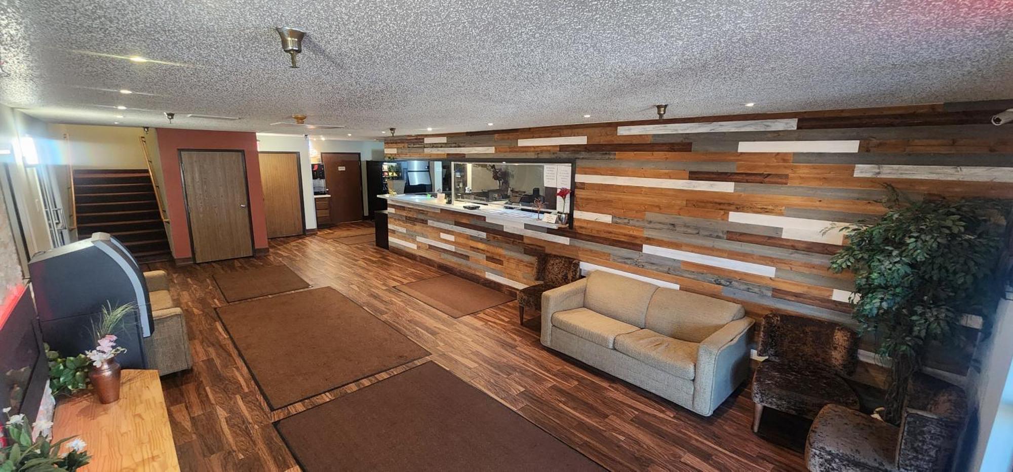 罗德威酒店 West Fargo 外观 照片